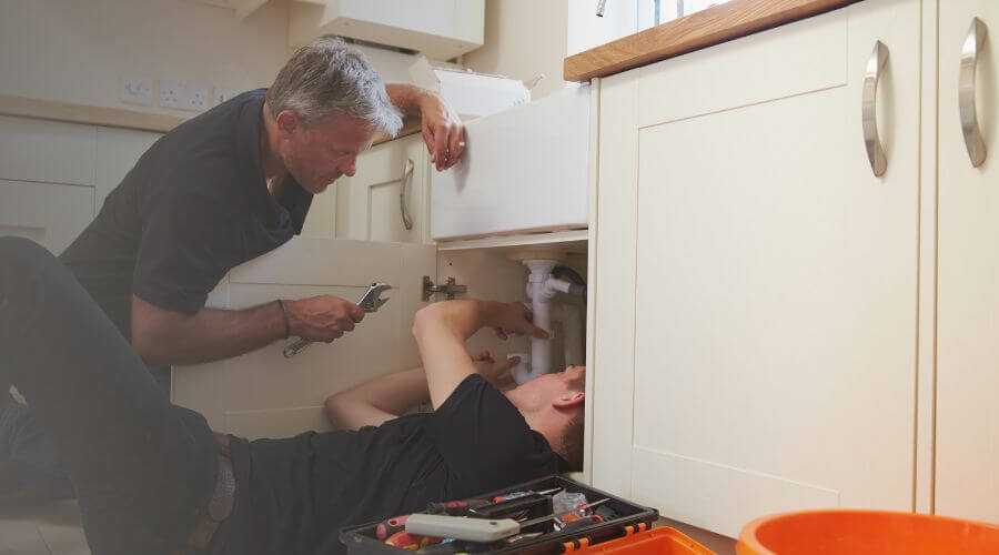 Professional burst pipe repair services in Guaynabo, PR